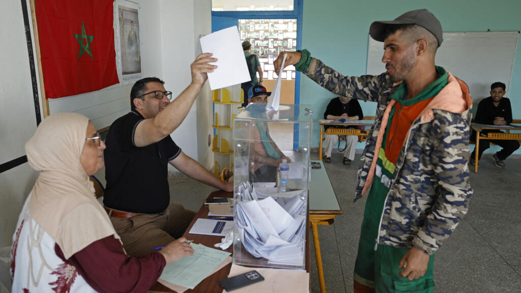 Bajo una fuerte abstención, un partido cercano al rey gana las elecciones parlamentarias en Marruecos