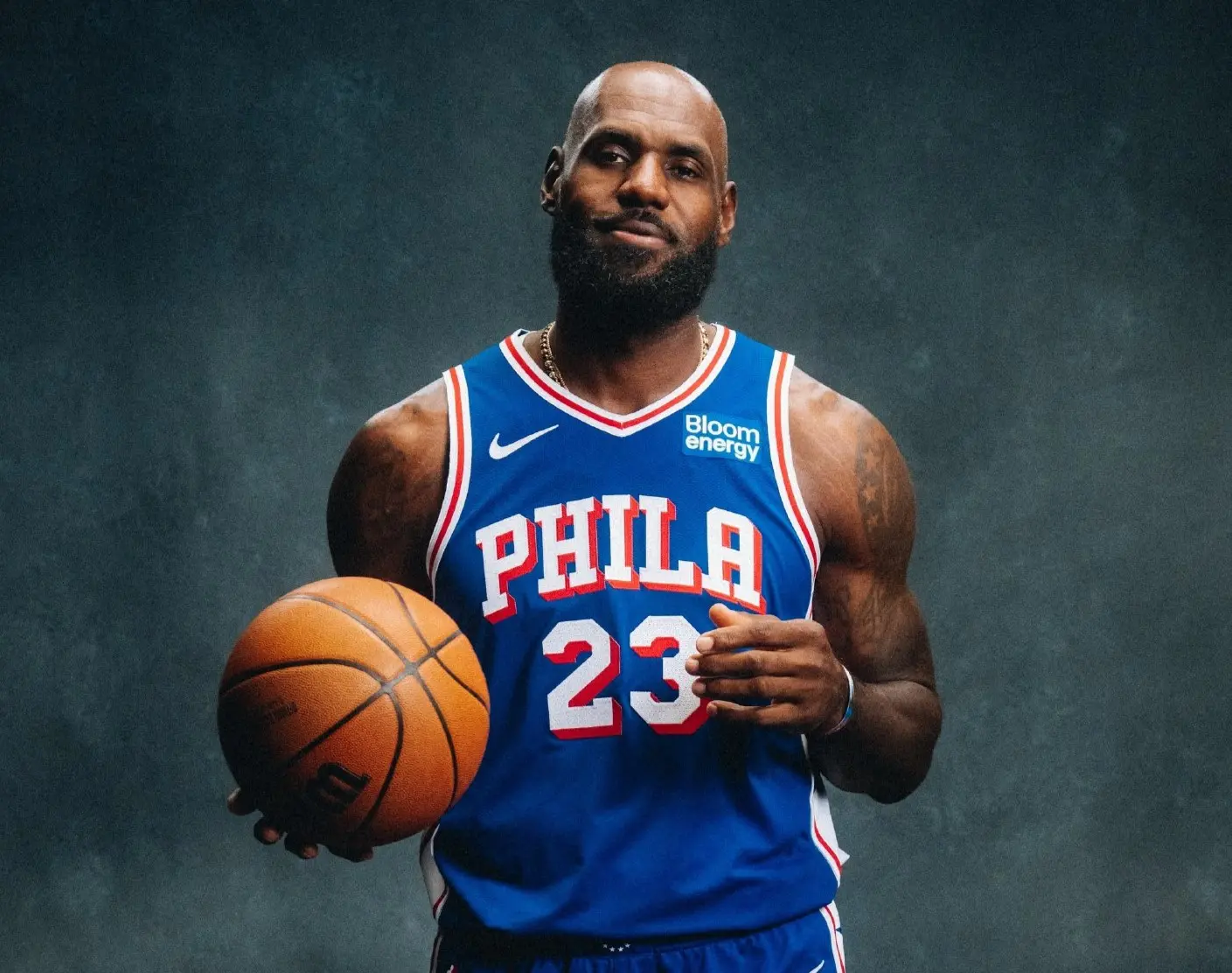 LeBron James apunta al título: «No dejé a mi familia para perder»
