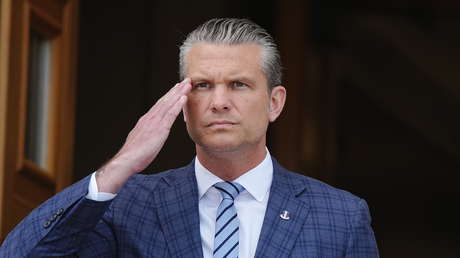 “No más trans, solo entrenamientos”: Hegseth anula los programas de inclusión en el Pentágono