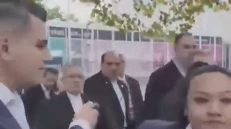 Irán no se presta al ‘show’: delegación iraní deja plantado a presentador de un medio opositor (VIDEO)