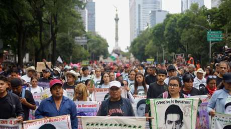 Avances del caso Ayotzinapa apuntan a “una red criminal” en funerarias de México