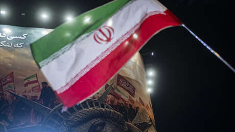 Irán explica el significado de los cánticos de “Muerte a EE.UU.”