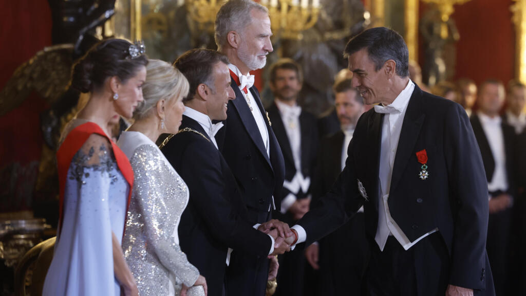 Macron aboga en su visita a España por una “Europa más fuerte” ante el auge del “extremismo”