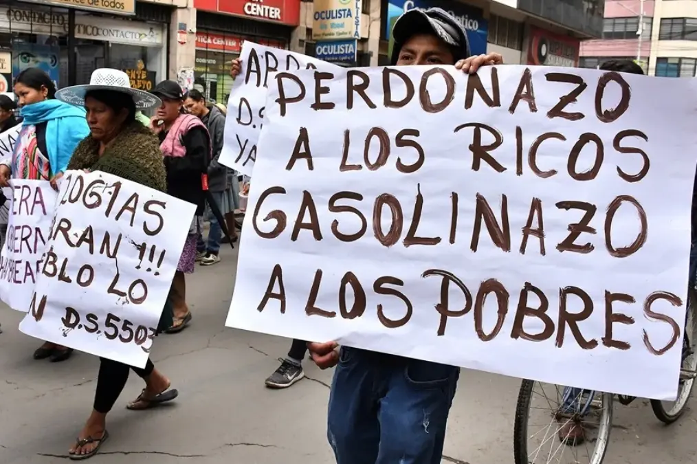 Líderes populares de Bolivia rechazan el «dieselazo» del Gobierno de Paz