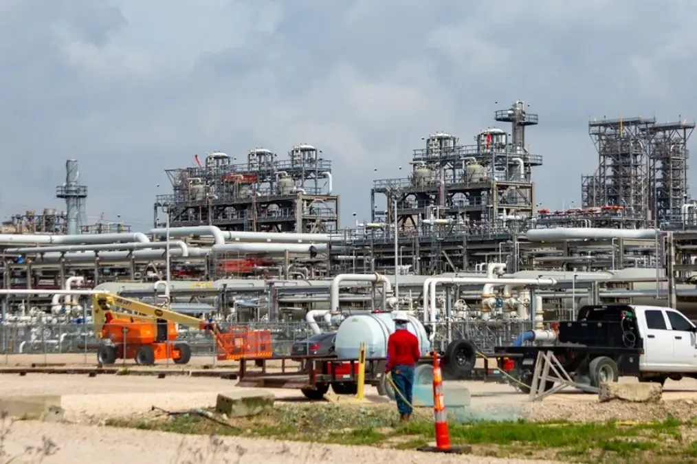 EE.UU. libera 40 millones de barriles de petróleo para paliar crisis energética por guerra contra Irán
