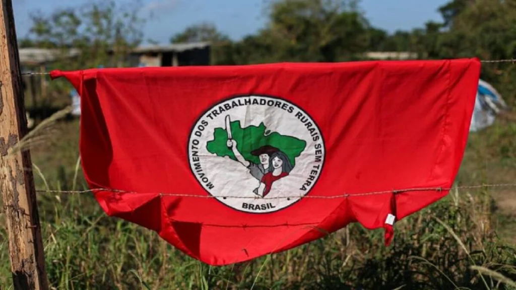 Familias campesinas conquistan tierras definitivas tras 14 años de lucha en Brasil