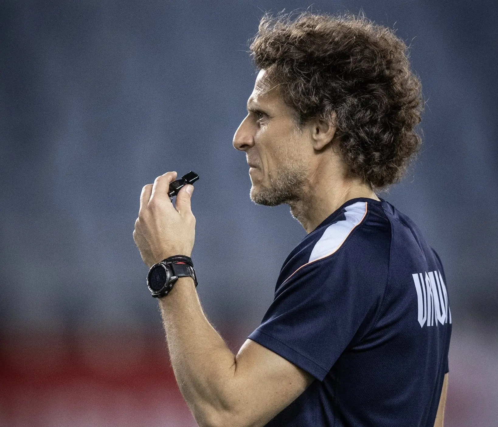 Amargo debut: Forlán y Gallardo tropiezan con sus selecciones