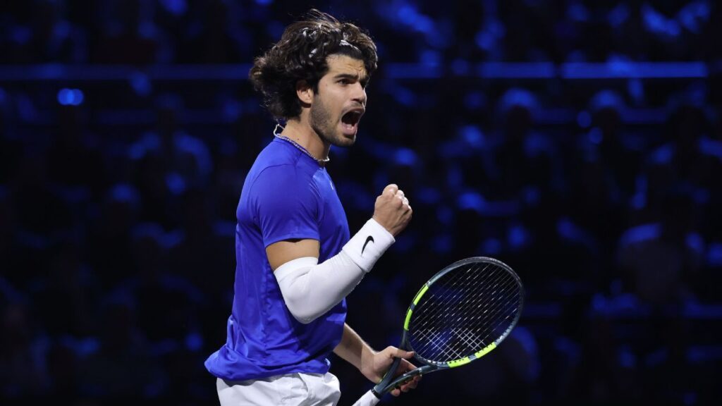 Alcaraz se venga y sobrevive a Fritz y Europa toma ventaja de 7-5 en la Laver Cup