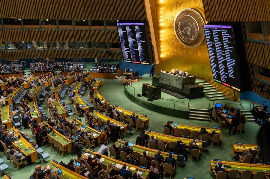 Debates en ONU: fiscalización democrática de la IA frente a los monopolios digitales