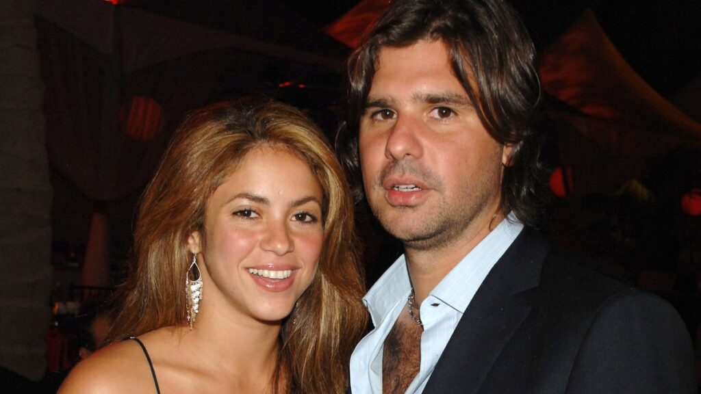 Desde el escenario, Shakira le dedica un sentido mensaje a su exnovio Antonio de la Rúa