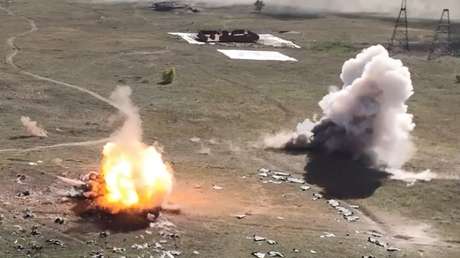 VIDEO: El Ejército ruso ensaya con fuego real y artillería pesada