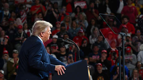 Trump se mofa de Irán: “Alabado sea Alá”