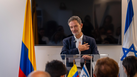 Colombia reabre su embajada en Israel y la traslada a Jerusalén