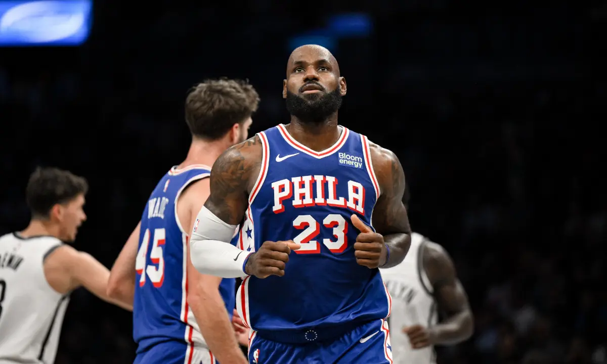 Debut de LeBron James con los 76ers a sus 41 años