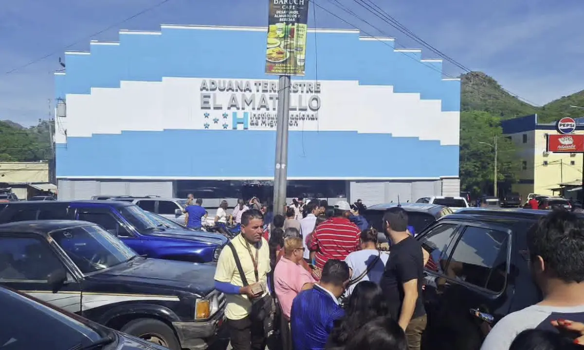 Hondureños en El Salvador aumentarán durante la Semana Morazánica