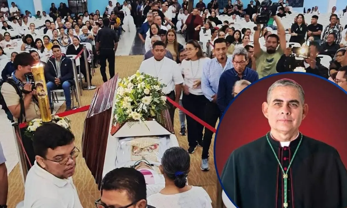 En medio de lágrimas y pesar, así transcurre el velatorio de Monseñor Teodoro Gómez en Choluteca