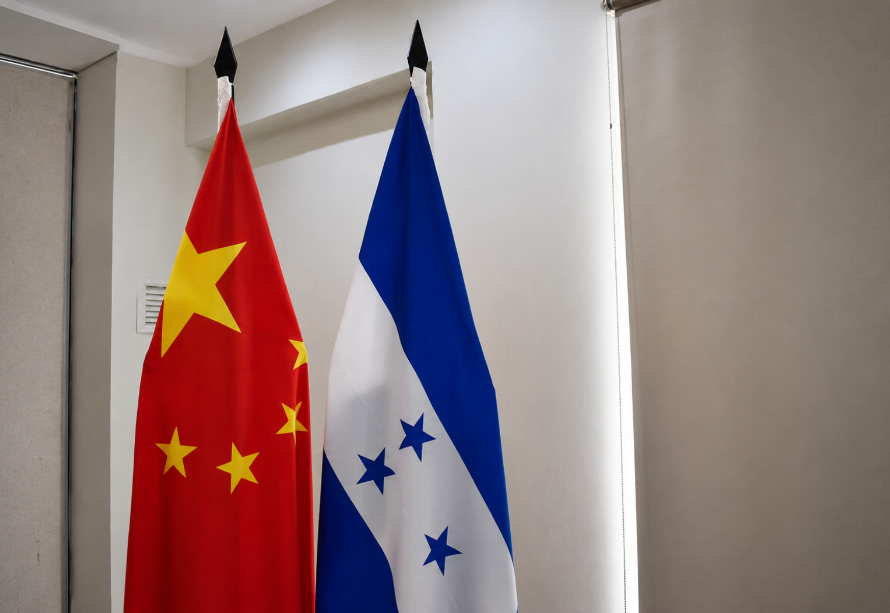 Hondudiario felicita el 77.º aniversario de la República Popular China