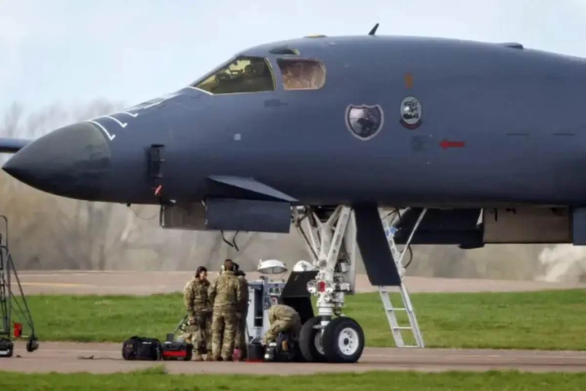 EE.UU. retira sus bombarderos B-1 de base británica por temores de posible atentado