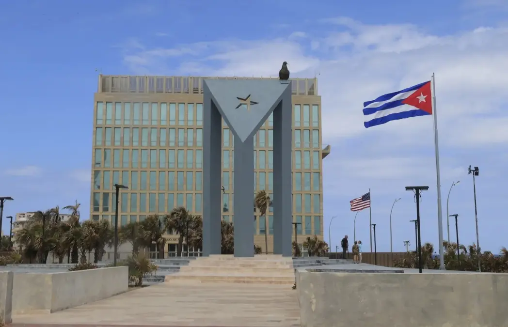 Cuba y EE.UU. mantienen canales de comunicación abiertos, pero no negocian