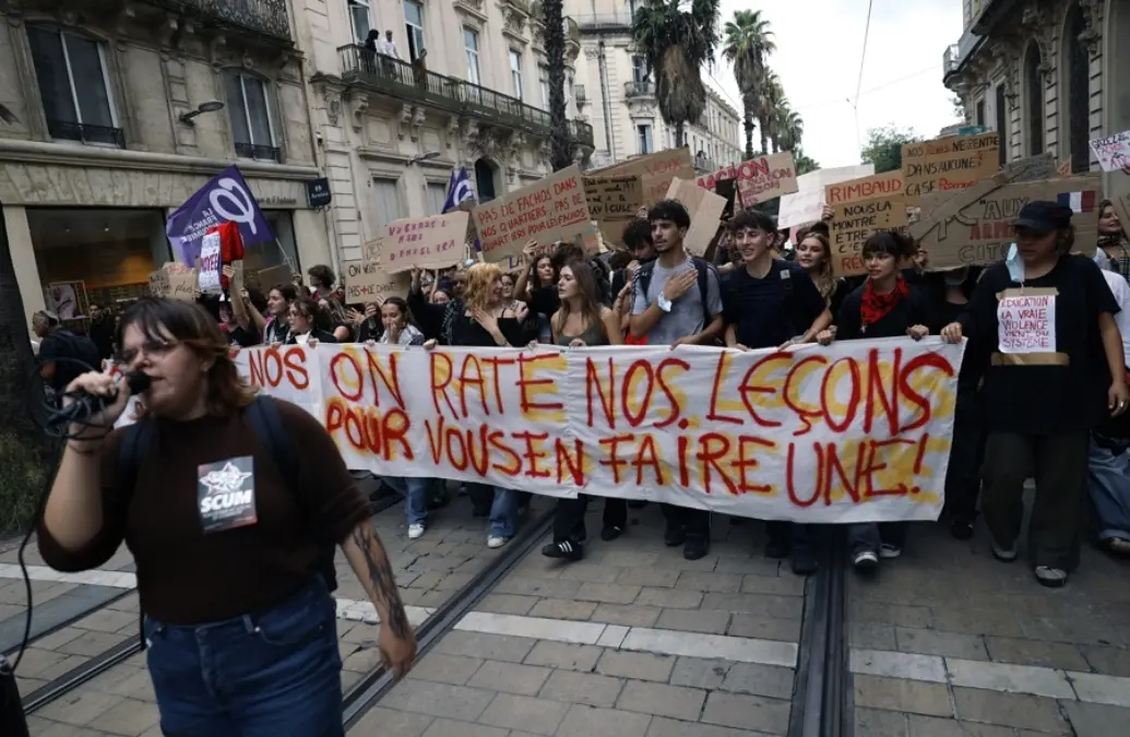 Francia en las calles: ¿Qué hay detrás de la «rebelión de los liceos»?