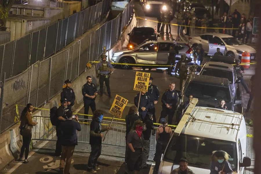 Agentes de ICE balean a migrante dominicano en Nueva York frente a su hijo