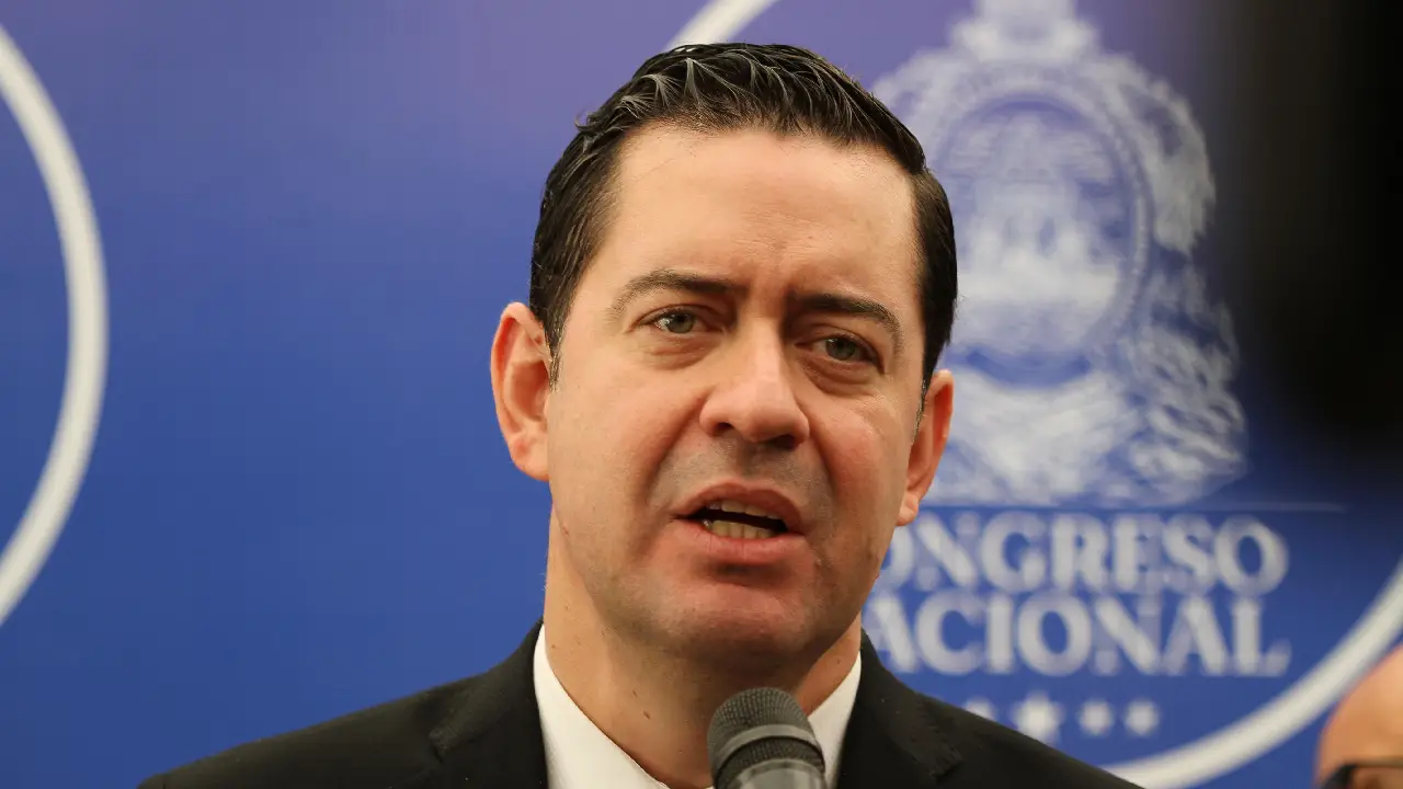 Finanzas evalúa reducir gasto corriente y aumentar inversión en Presupuesto 2027