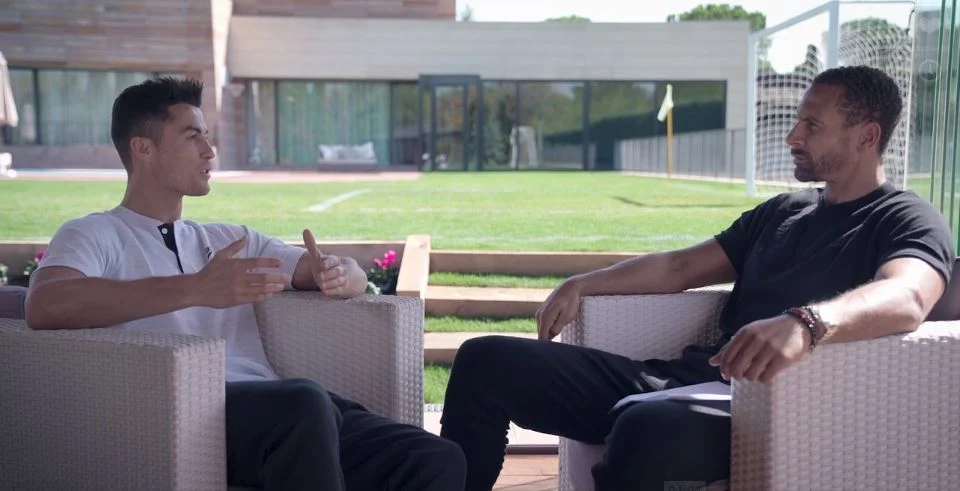 “Se disculpa o acabará despedido”: Rio Ferdinand exige a Jorge Jesus dar explicaciones a Cristiano Ronaldo