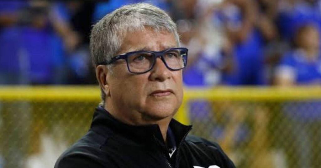 ¿Se va de El Salvador? El anuncio del Bolillo Gómez tras fracasar en Nations League